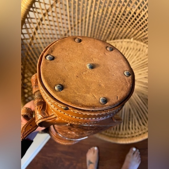 Vintage Hand Tooled liquor bag Mini Golf leather - Picture 6 of 7
